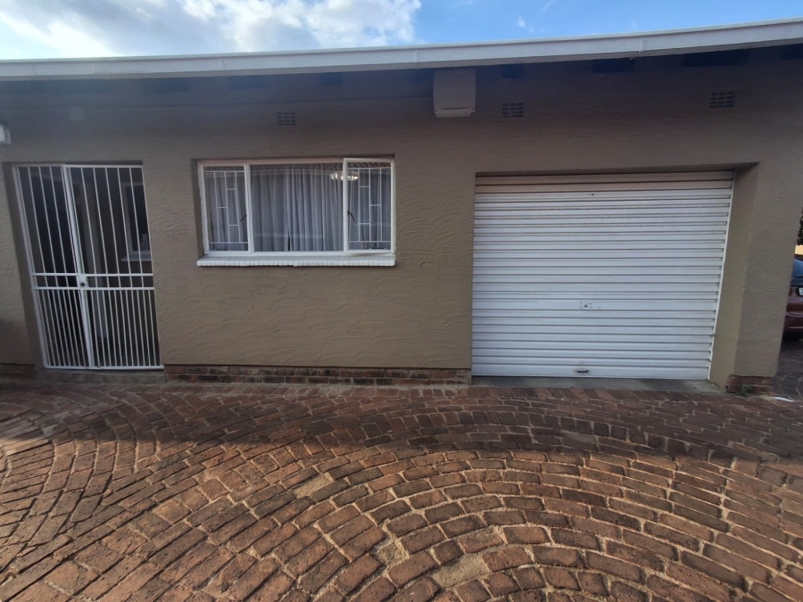 3 Bedroom Property for Sale in Parkrand Gauteng