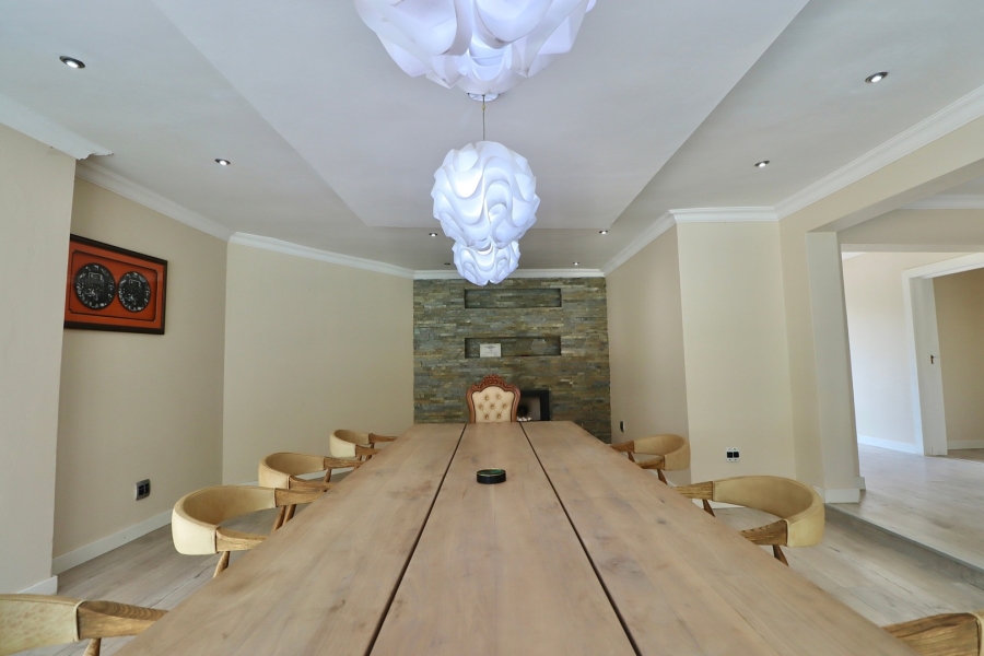 5 Bedroom Property for Sale in Bryanston Gauteng
