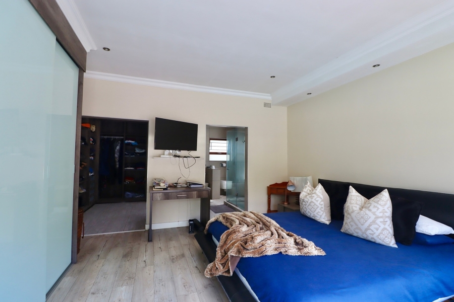 5 Bedroom Property for Sale in Bryanston Gauteng