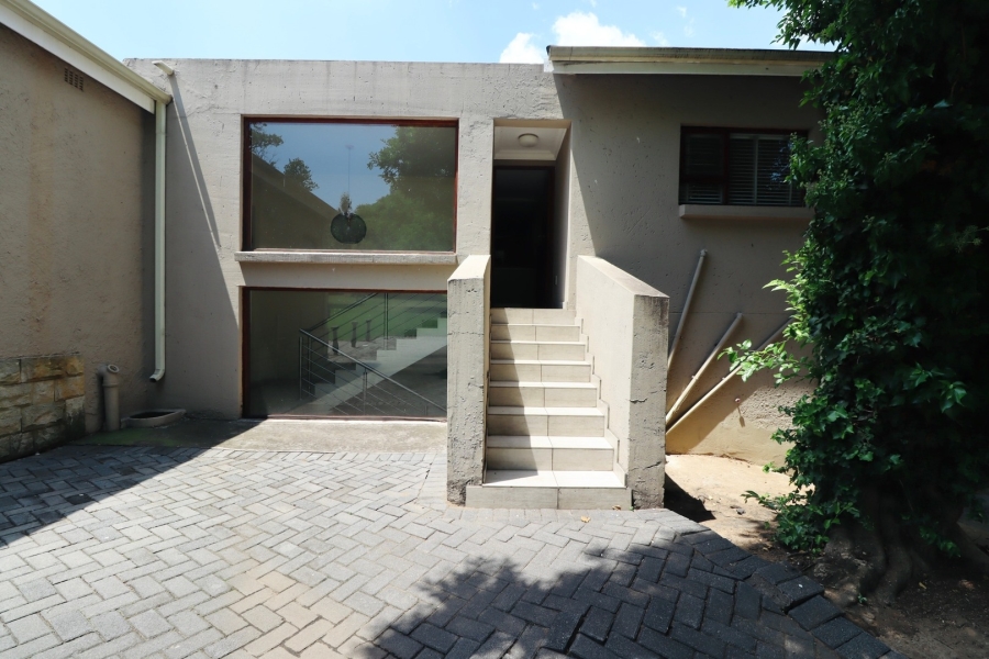 5 Bedroom Property for Sale in Bryanston Gauteng