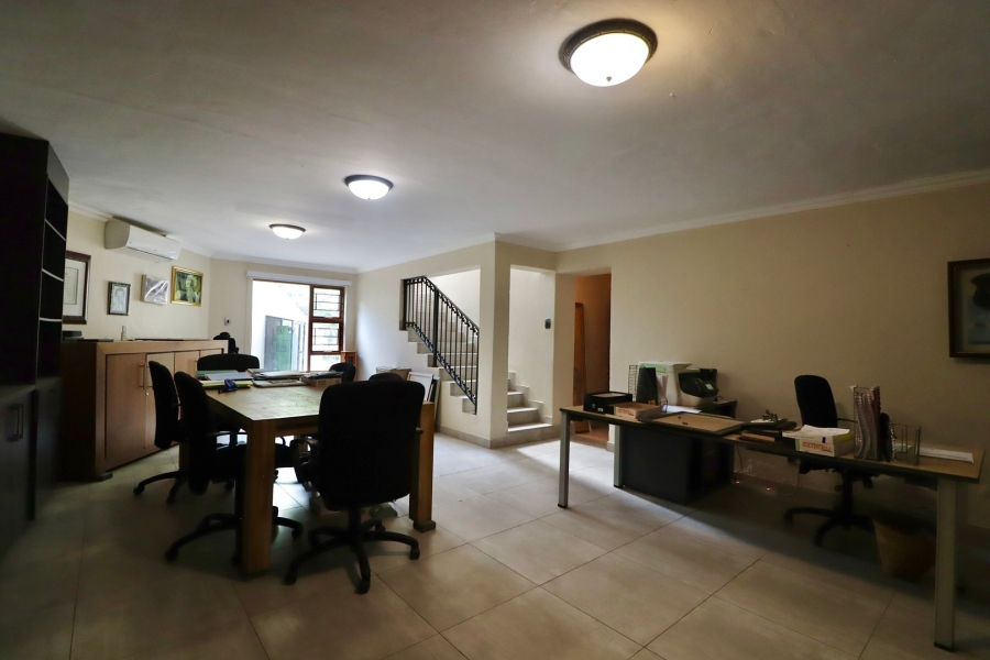 5 Bedroom Property for Sale in Bryanston Gauteng