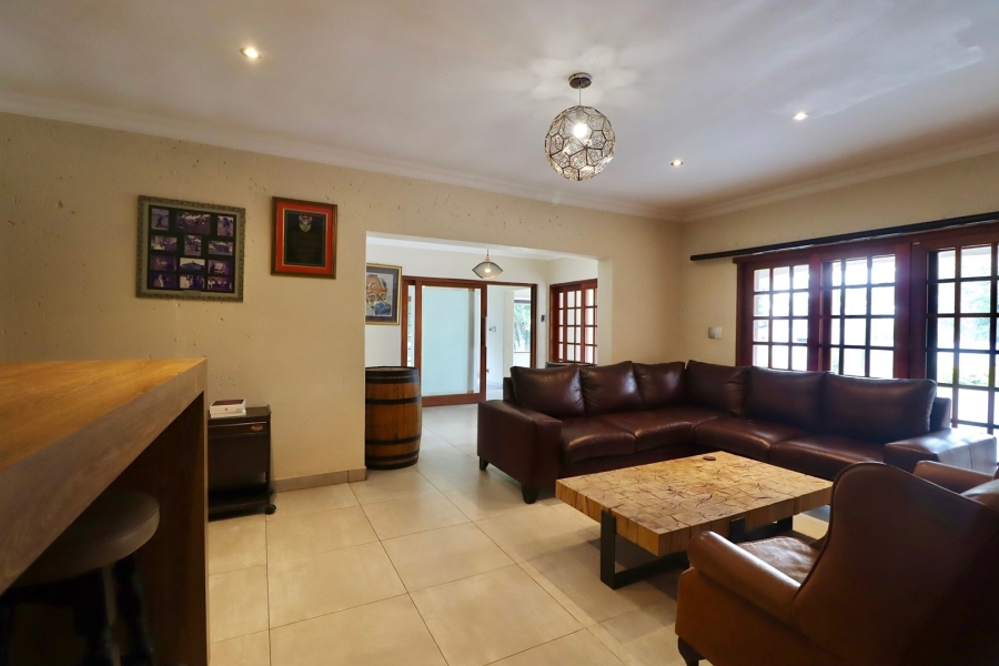 5 Bedroom Property for Sale in Bryanston Gauteng