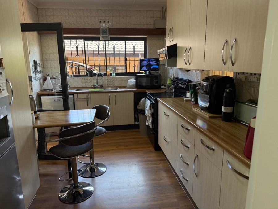 4 Bedroom Property for Sale in Alan Manor Gauteng