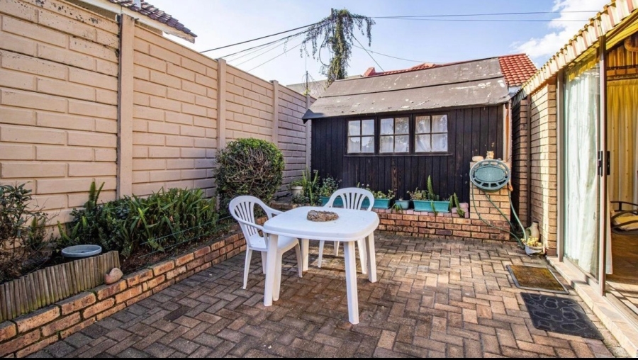 4 Bedroom Property for Sale in Alan Manor Gauteng
