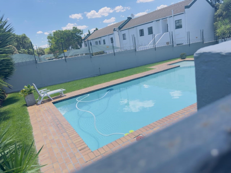 2 Bedroom Property for Sale in Fourways Gauteng