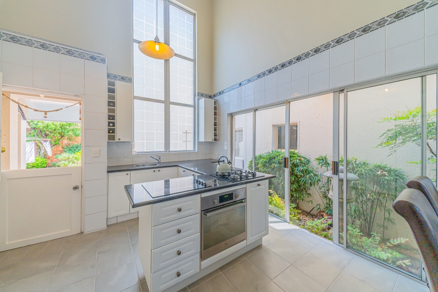 5 Bedroom Property for Sale in Kyalami Estates Gauteng