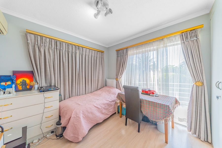 5 Bedroom Property for Sale in Kyalami Estates Gauteng