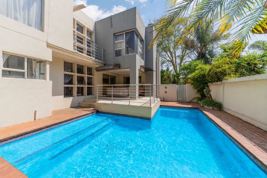 5 Bedroom Property for Sale in Kyalami Estates Gauteng