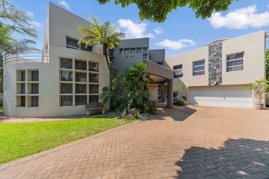 5 Bedroom Property for Sale in Kyalami Estates Gauteng