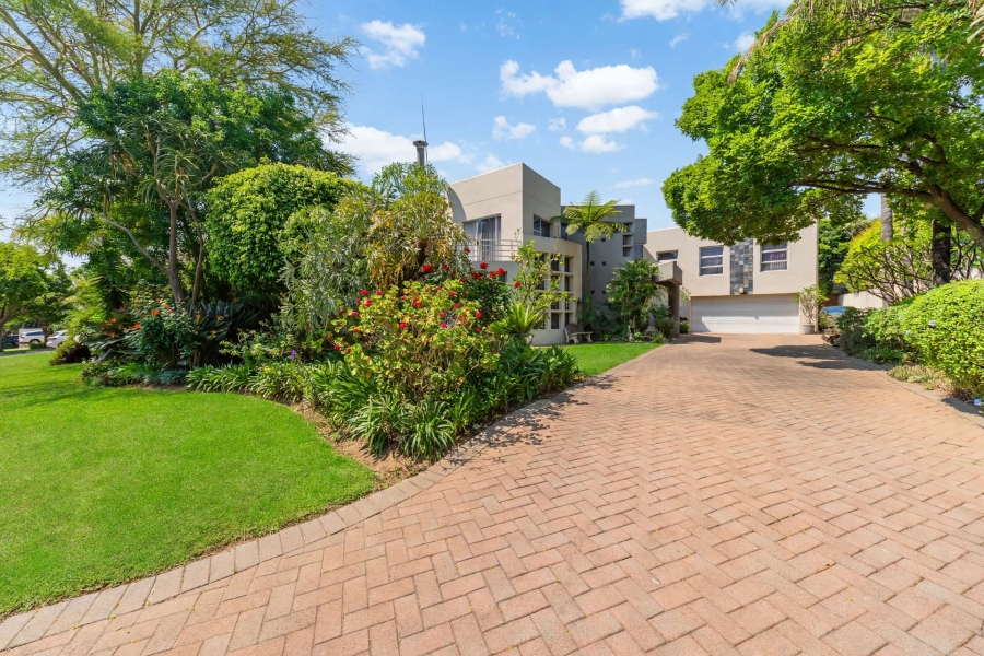 5 Bedroom Property for Sale in Kyalami Estates Gauteng
