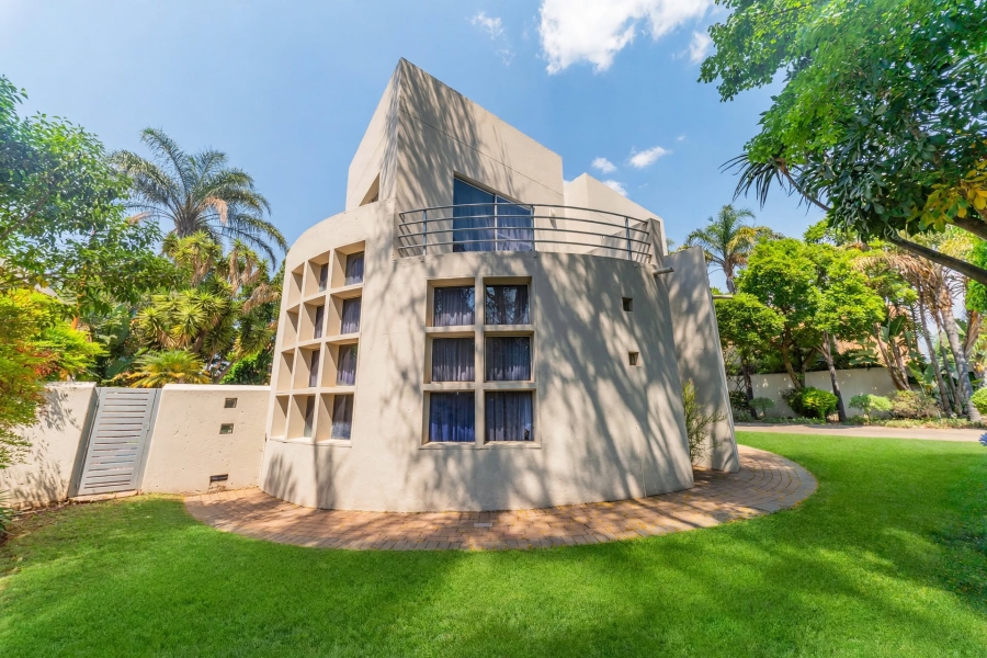 5 Bedroom Property for Sale in Kyalami Estates Gauteng