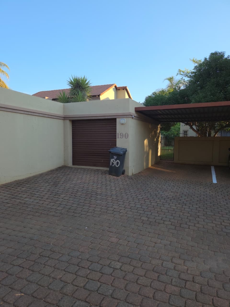 2 Bedroom Property for Sale in Annlin Gauteng