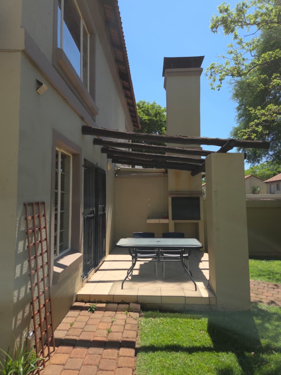 2 Bedroom Property for Sale in Annlin Gauteng