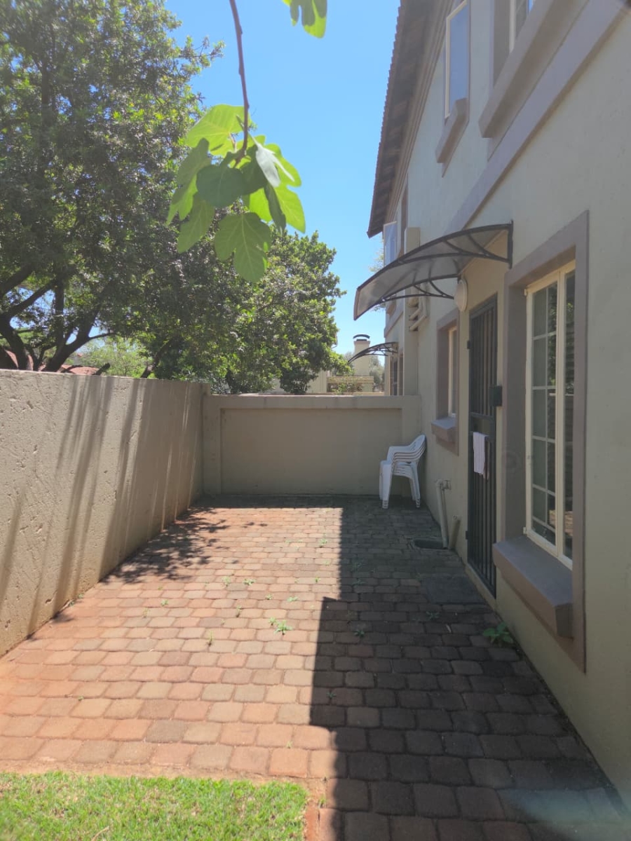 2 Bedroom Property for Sale in Annlin Gauteng