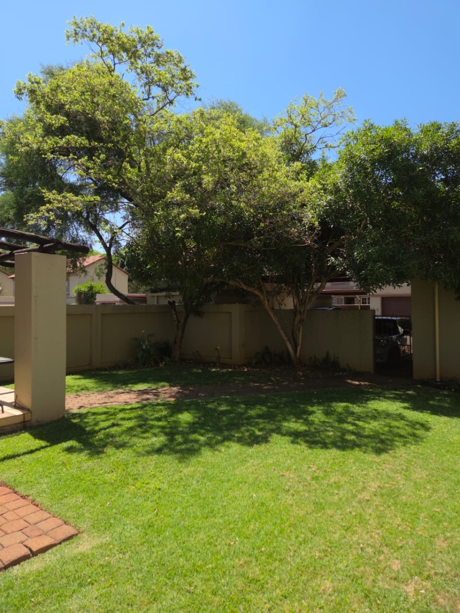 2 Bedroom Property for Sale in Annlin Gauteng
