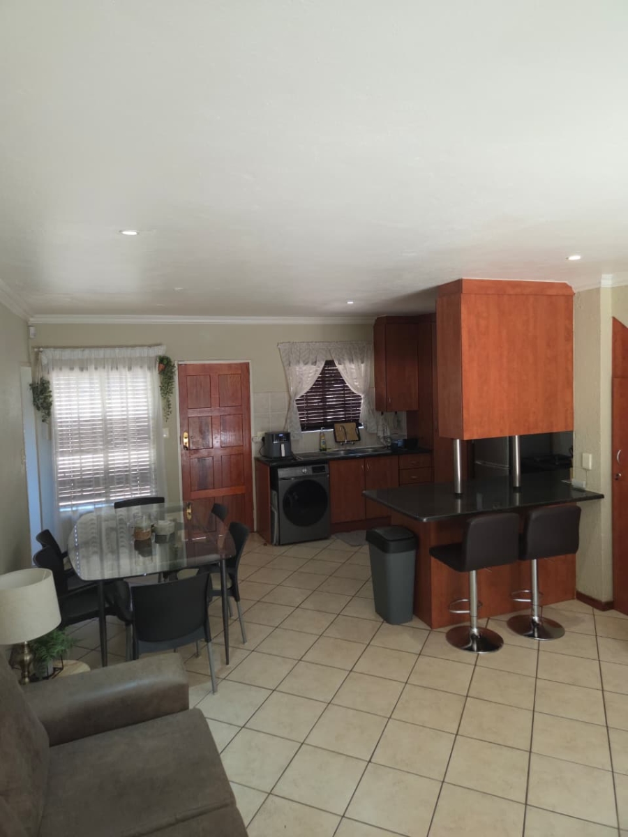 2 Bedroom Property for Sale in Annlin Gauteng