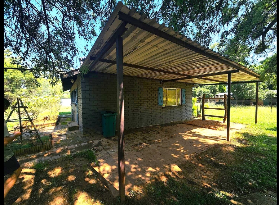 6 Bedroom Property for Sale in Rayton Gauteng
