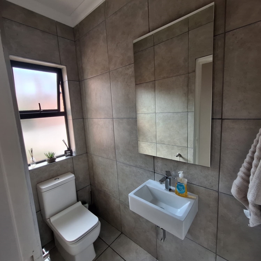 3 Bedroom Property for Sale in Equestria Gauteng
