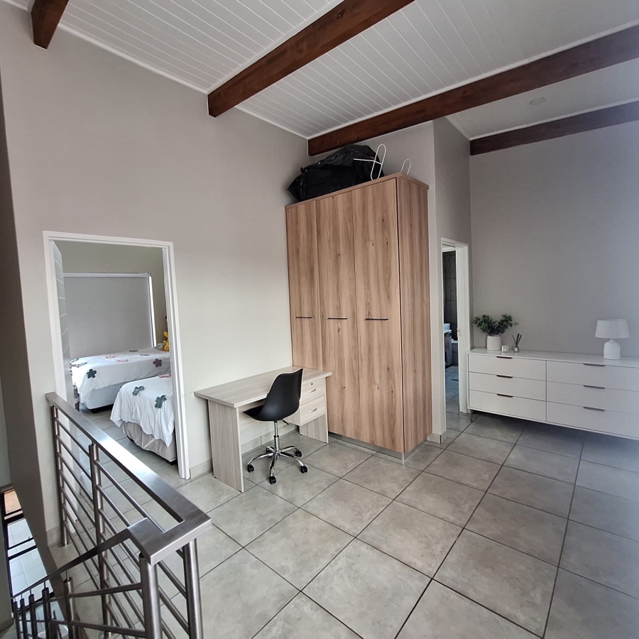 3 Bedroom Property for Sale in Equestria Gauteng