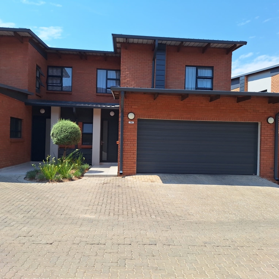 3 Bedroom Property for Sale in Equestria Gauteng