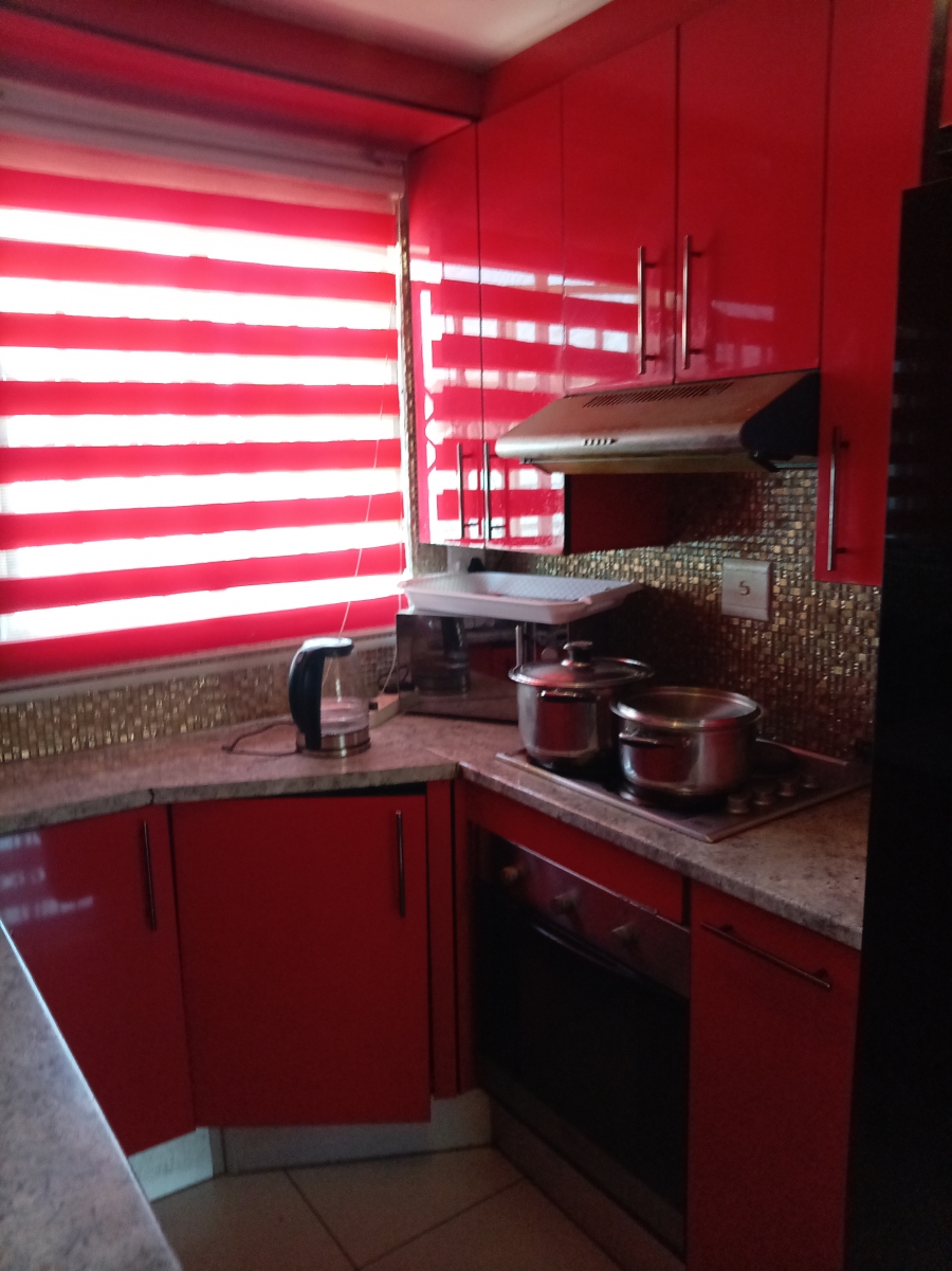 2 Bedroom Property for Sale in Crystal Park Gauteng