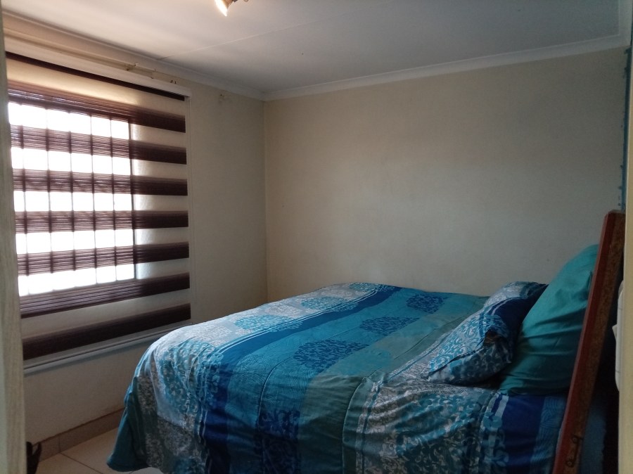 2 Bedroom Property for Sale in Crystal Park Gauteng