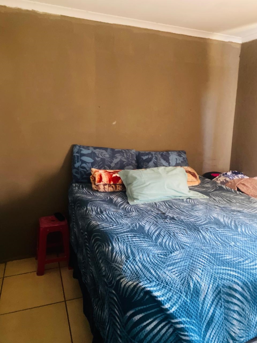 2 Bedroom Property for Sale in Protea Glen Gauteng