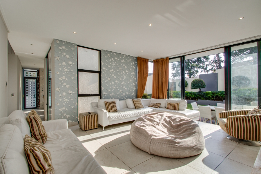 3 Bedroom Property for Sale in Bryanston Gauteng