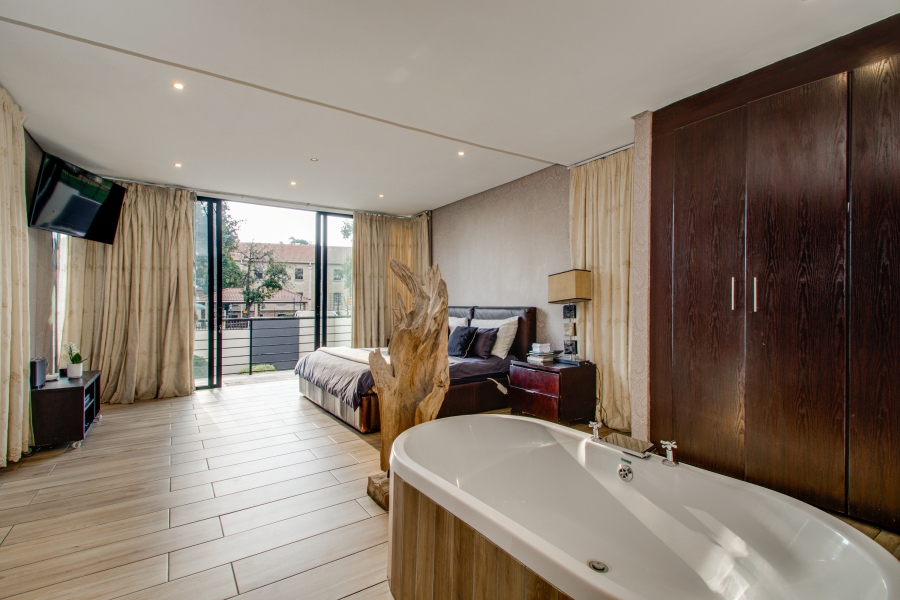 3 Bedroom Property for Sale in Bryanston Gauteng