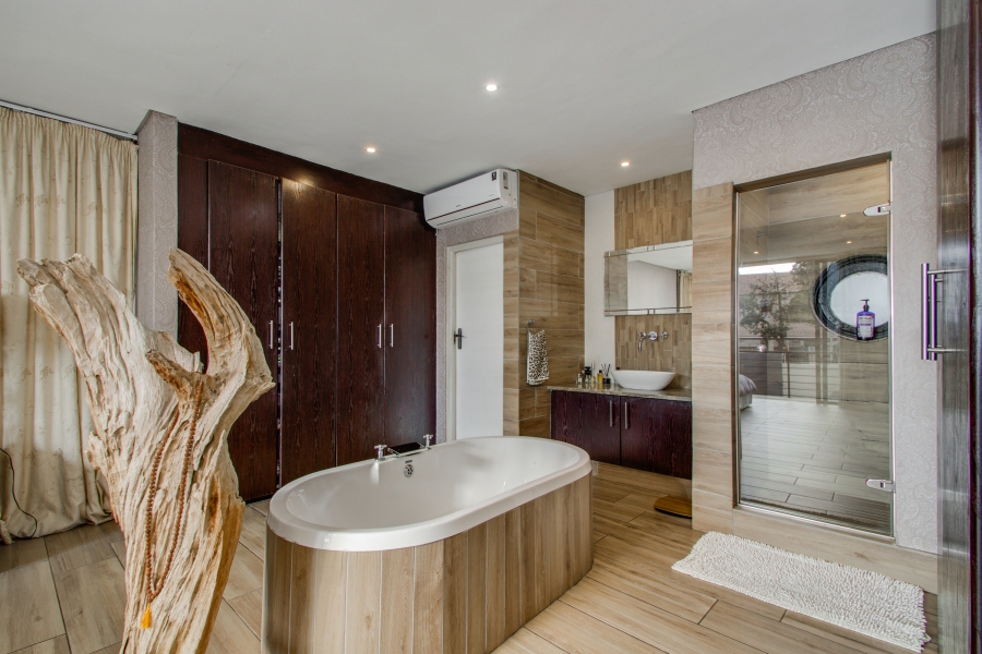 3 Bedroom Property for Sale in Bryanston Gauteng