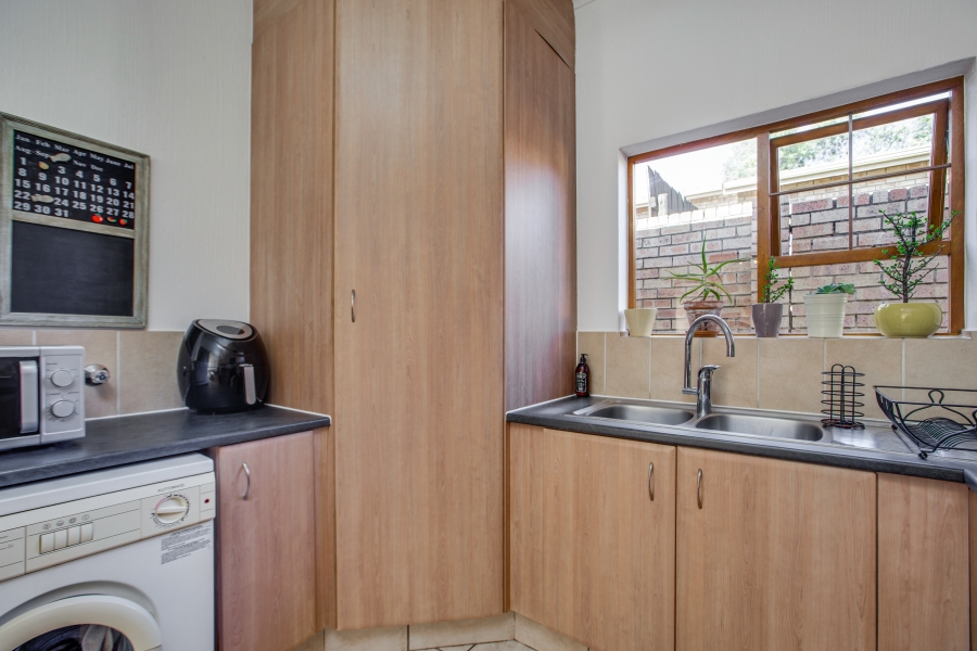 2 Bedroom Property for Sale in Craigavon Gauteng