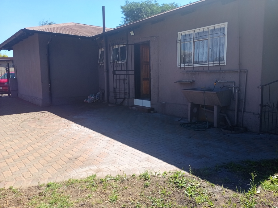 3 Bedroom Property for Sale in Vanderbijlpark CW 5 Gauteng