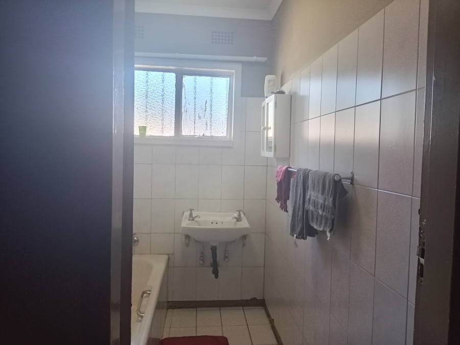 3 Bedroom Property for Sale in Vanderbijlpark CW 5 Gauteng