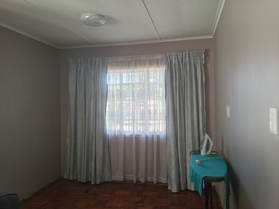 3 Bedroom Property for Sale in Vanderbijlpark CW 5 Gauteng