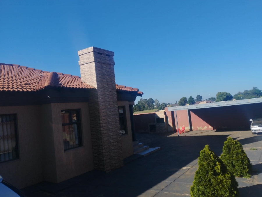 4 Bedroom Property for Sale in Meyerton Park Gauteng