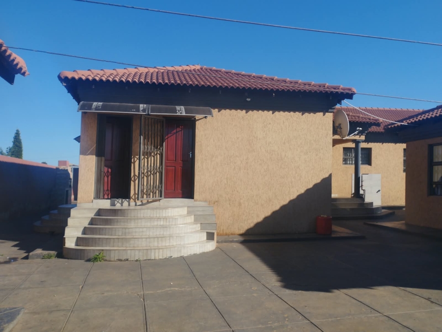 4 Bedroom Property for Sale in Meyerton Park Gauteng