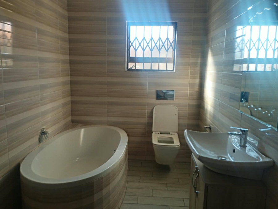 4 Bedroom Property for Sale in Meyerton Park Gauteng