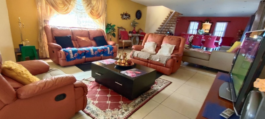 5 Bedroom Property for Sale in Westonaria Gauteng
