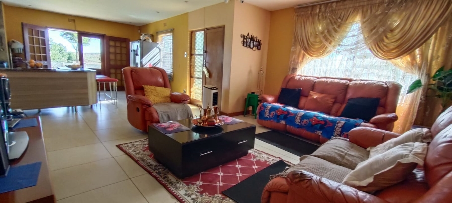 5 Bedroom Property for Sale in Westonaria Gauteng