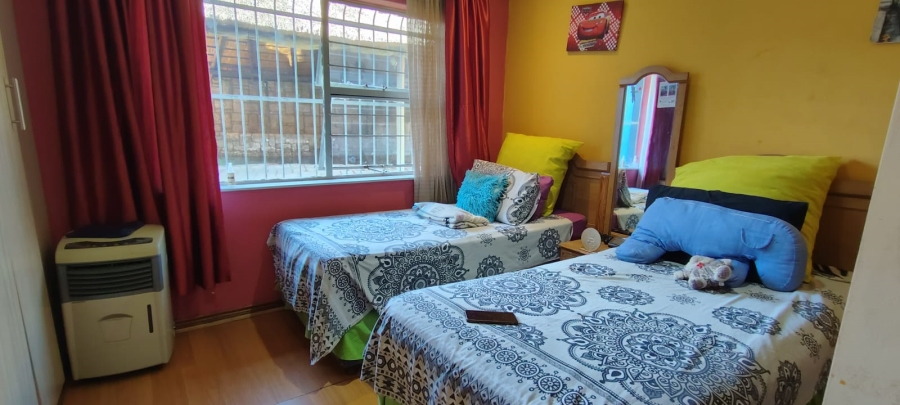 5 Bedroom Property for Sale in Westonaria Gauteng