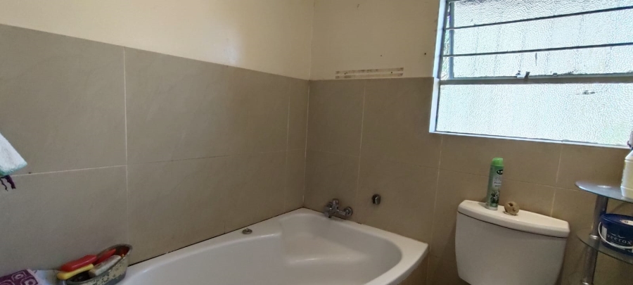 5 Bedroom Property for Sale in Westonaria Gauteng