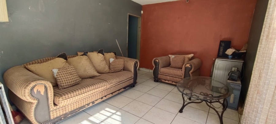 5 Bedroom Property for Sale in Westonaria Gauteng