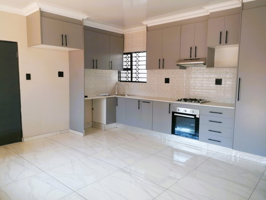 To Let 2 Bedroom Property for Rent in Henley on Klip Gauteng