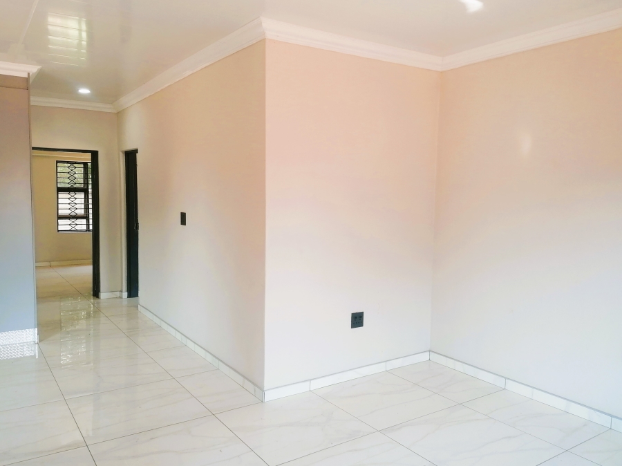 To Let 2 Bedroom Property for Rent in Henley on Klip Gauteng