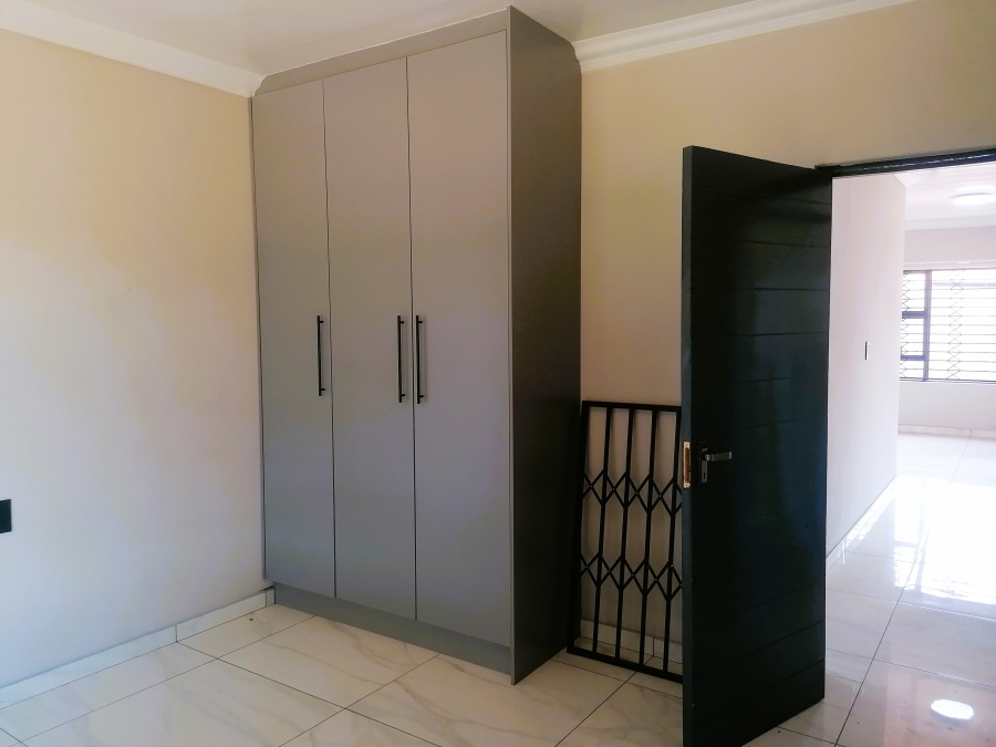 To Let 2 Bedroom Property for Rent in Henley on Klip Gauteng