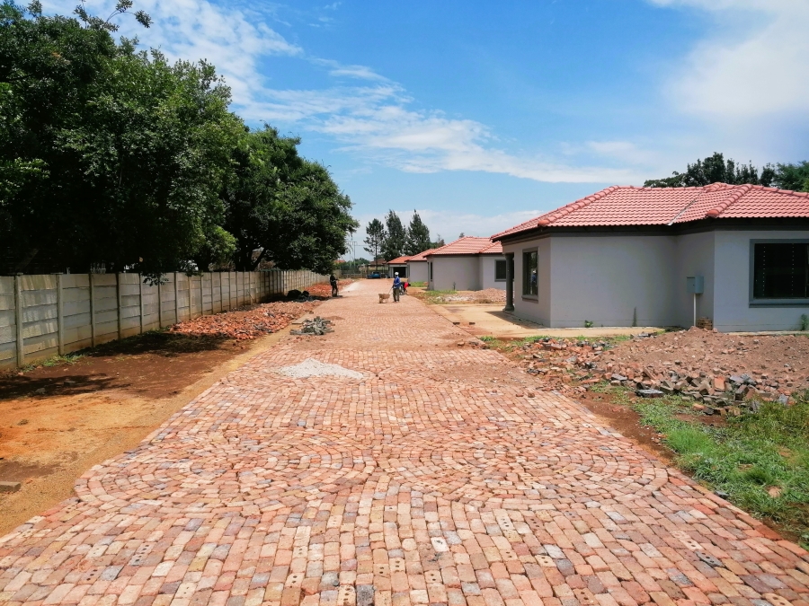 To Let 2 Bedroom Property for Rent in Henley on Klip Gauteng