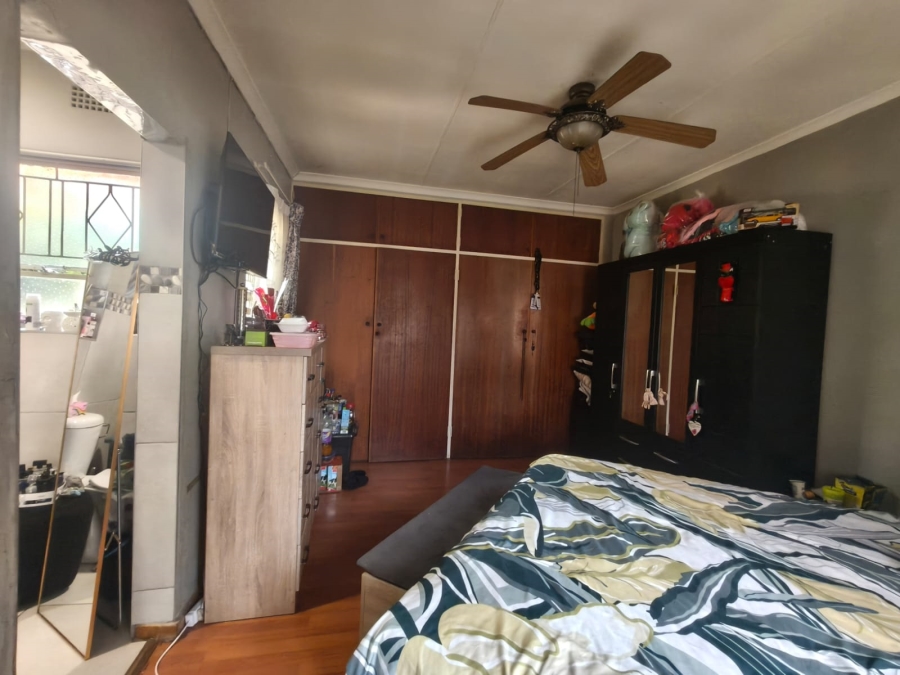 3 Bedroom Property for Sale in Verwoerdpark Gauteng