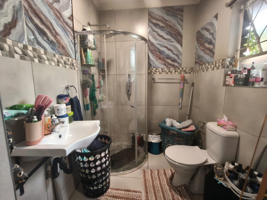 3 Bedroom Property for Sale in Verwoerdpark Gauteng