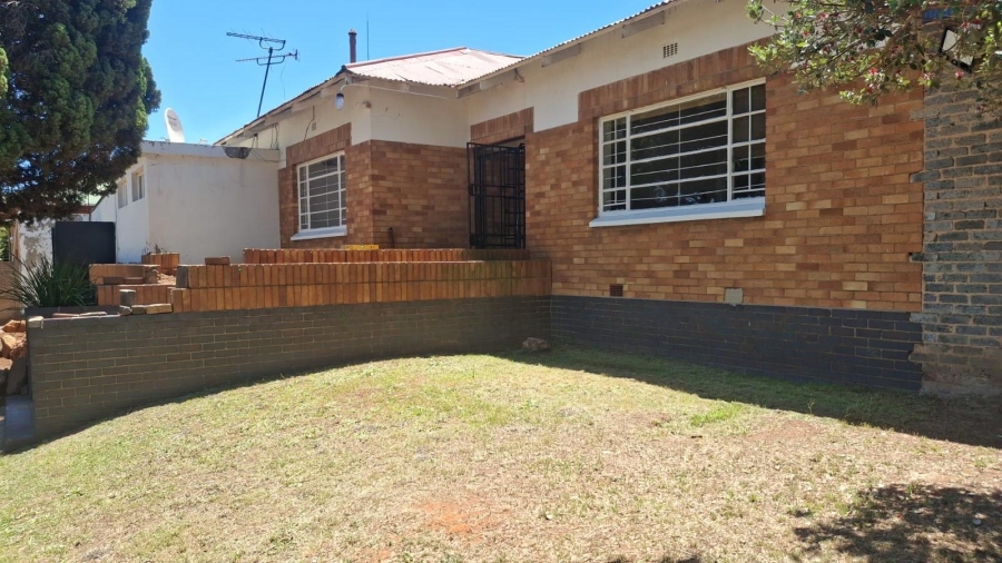 3 Bedroom Property for Sale in Farrarmere Gauteng