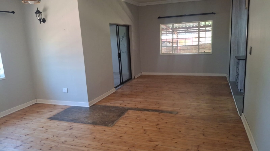 3 Bedroom Property for Sale in Farrarmere Gauteng